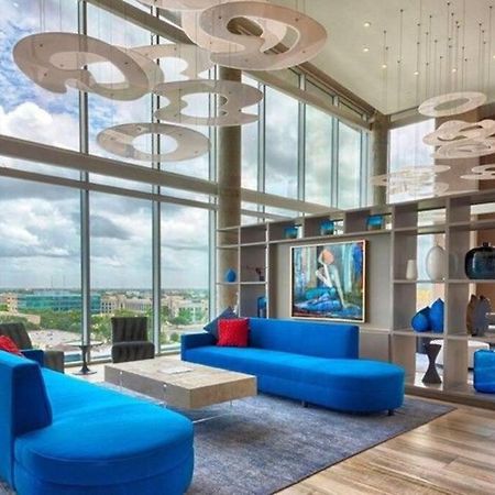 Apartamento Luxury Highrise In Midtown - Skyline Views And Chic Decor Houston Exterior foto