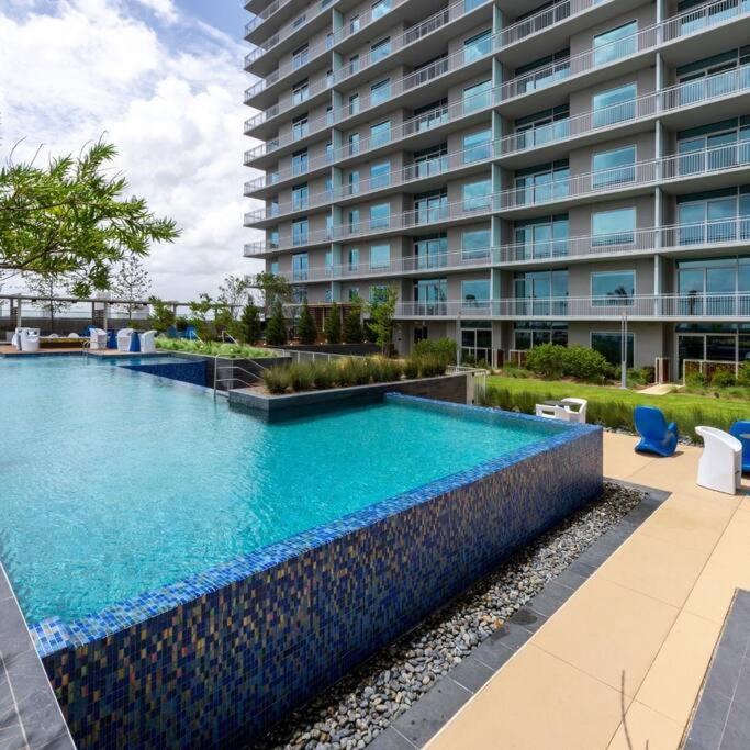 Apartamento Luxury Highrise In Midtown - Skyline Views And Chic Decor Houston Exterior foto