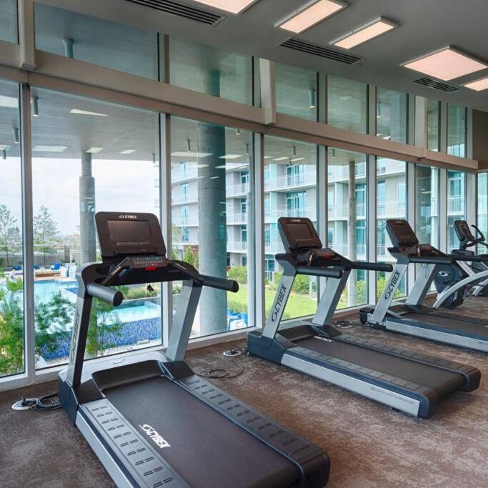 Apartamento Luxury Highrise In Midtown - Skyline Views And Chic Decor Houston Exterior foto
