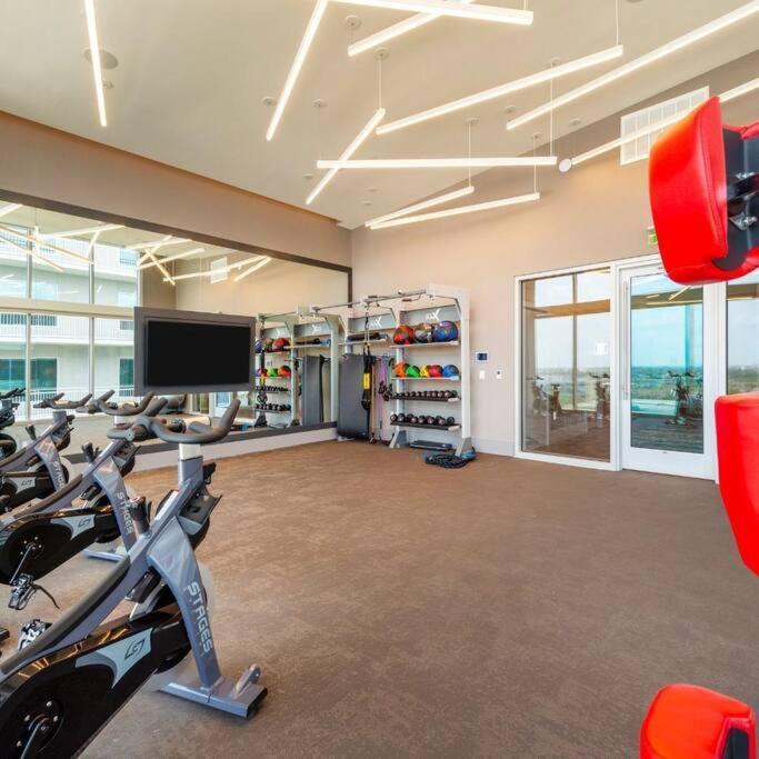 Apartamento Luxury Highrise In Midtown - Skyline Views And Chic Decor Houston Exterior foto