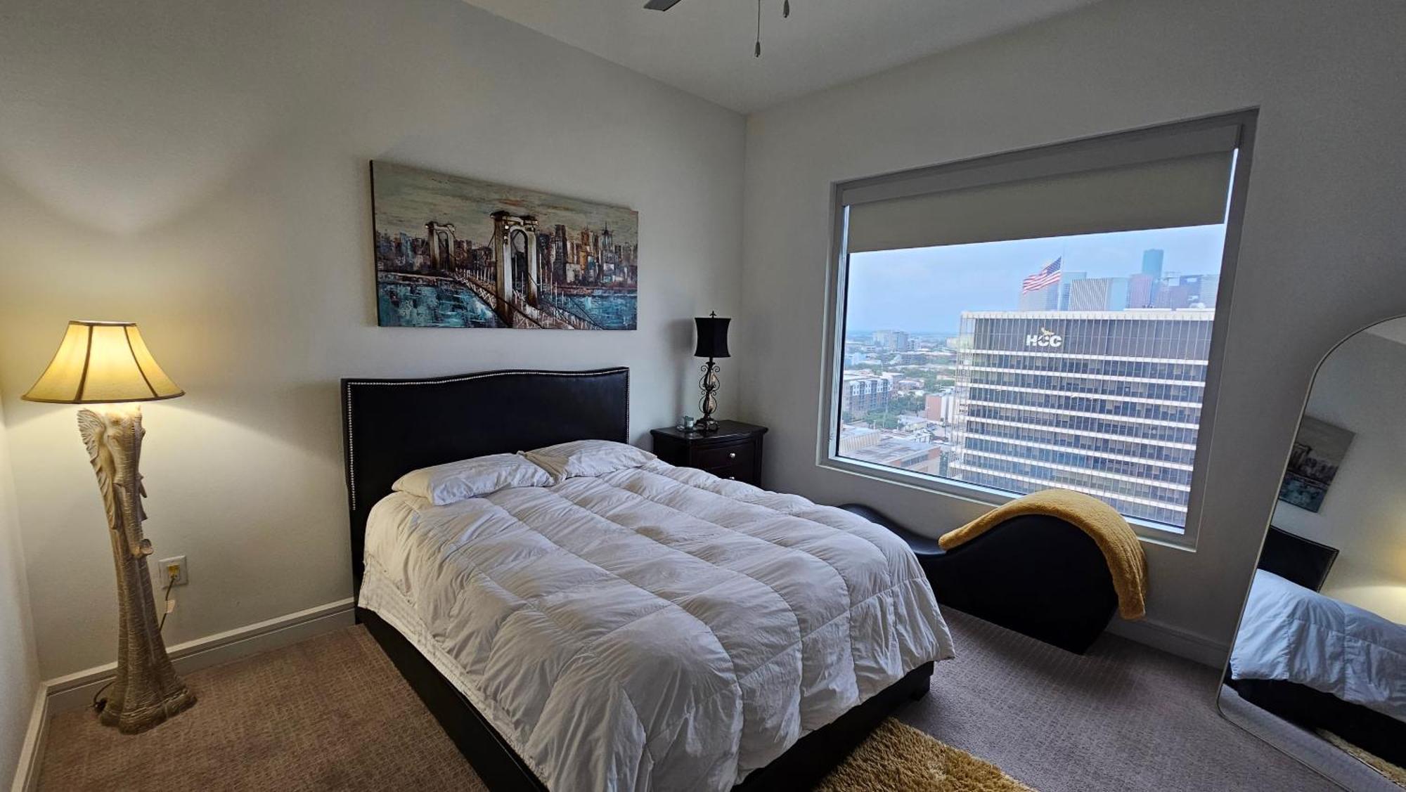 Apartamento Luxury Highrise In Midtown - Skyline Views And Chic Decor Houston Exterior foto